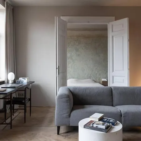 Authentic 1 Bd Old Town By Hostlovers Kaunas